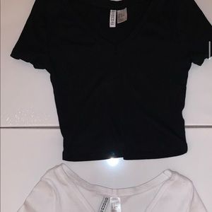 2 pack vneck tees (black & white)